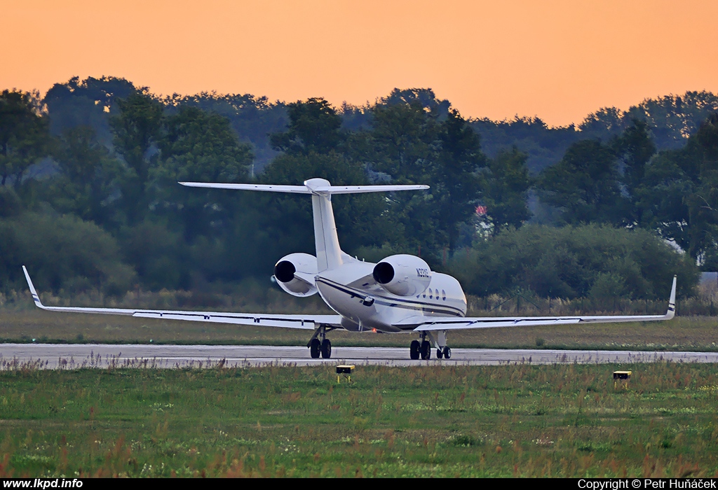 JFI Jets Russia – Gulfstream G-V N33XE