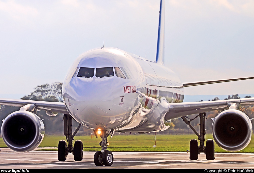 Metrojet – Airbus A321-211 EI-FBV