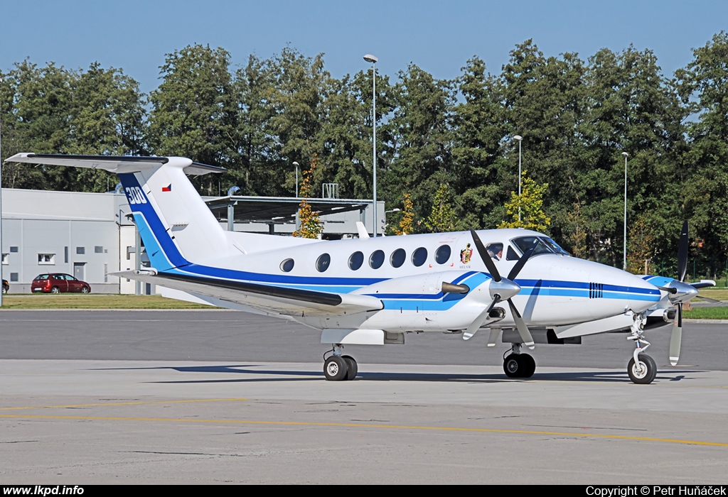 Private/Soukrom – Beech Super King Air 300LW OK-GTJ