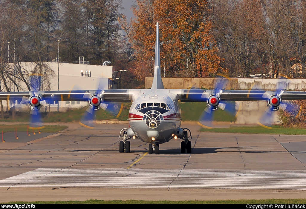 Ukraine Air Alliance – Antonov AN-12BP UR-CGW