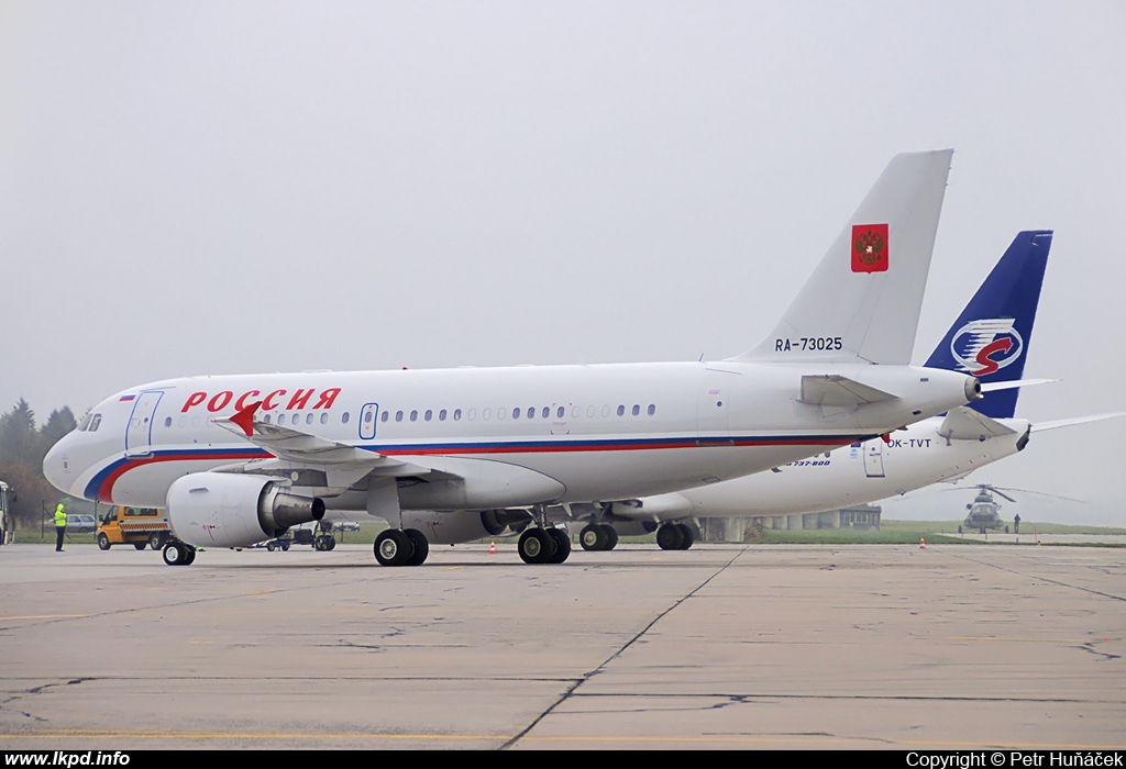 Rossia – Airbus A319-115 (CJ) RA-73025