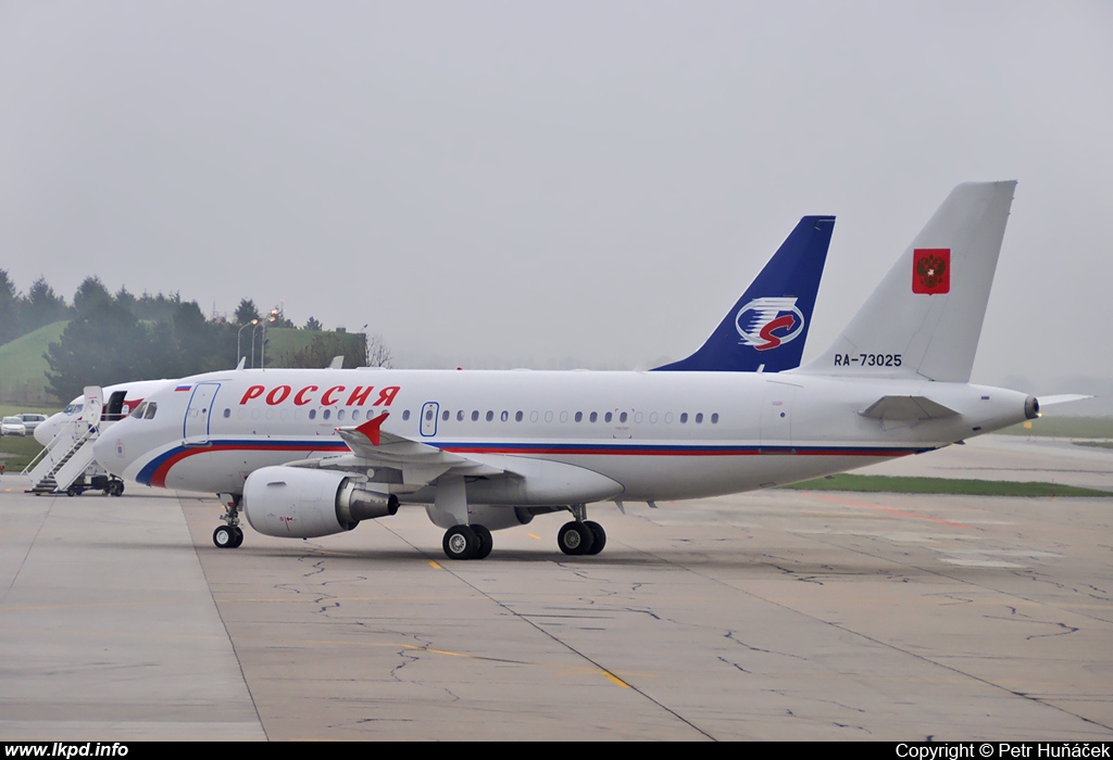 Rossia – Airbus A319-115 (CJ) RA-73025