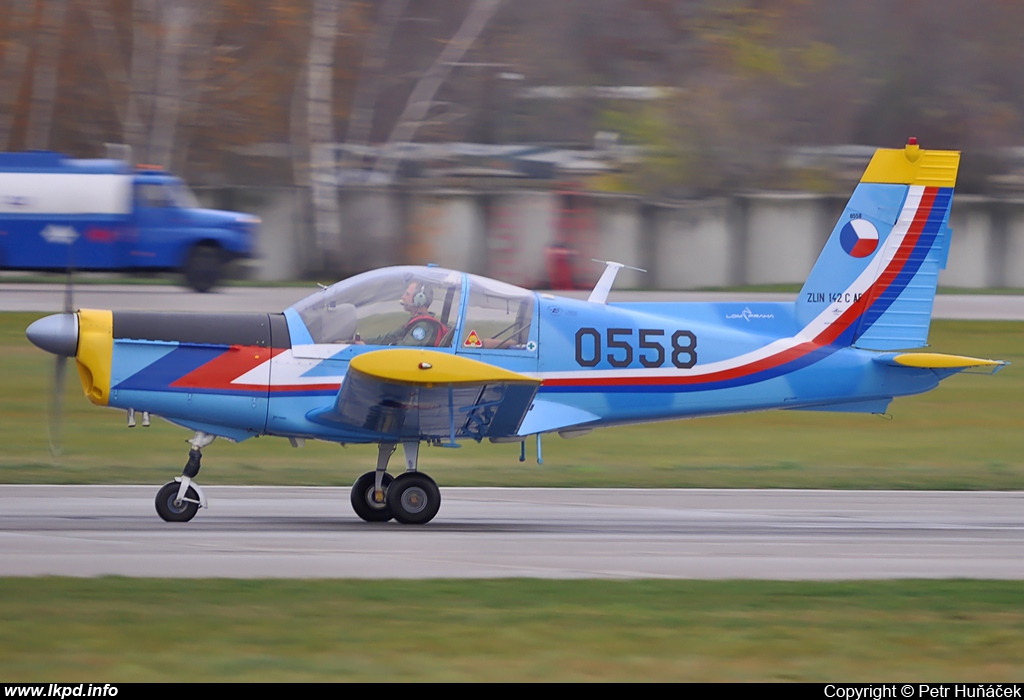 LOM-CLV – Zlin Z-142C AF 0558
