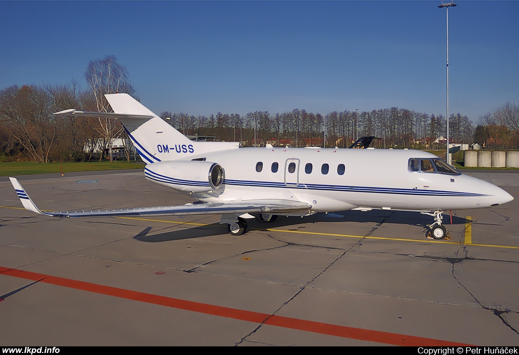 U.S. Steel – Hawker 900XP OM-USS