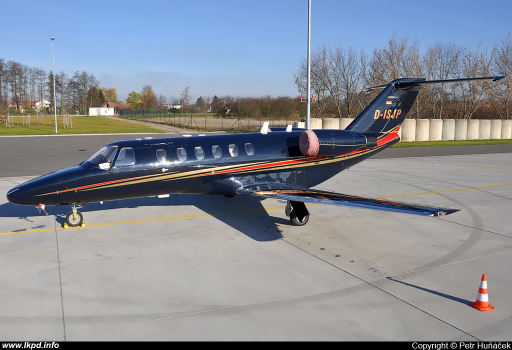 Private/Soukrom – Cessna C525A CJ2 D-ISJP