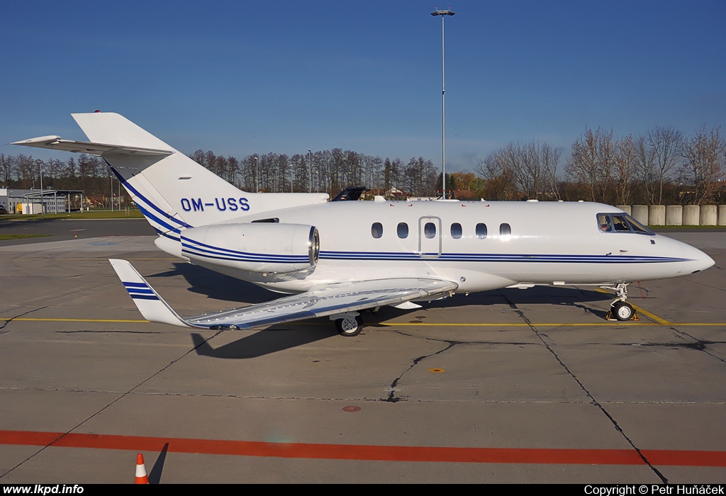 U.S. Steel – Hawker 900XP OM-USS