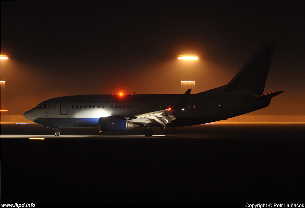 Transaero Airlines – Boeing B737-524 EI-UNG