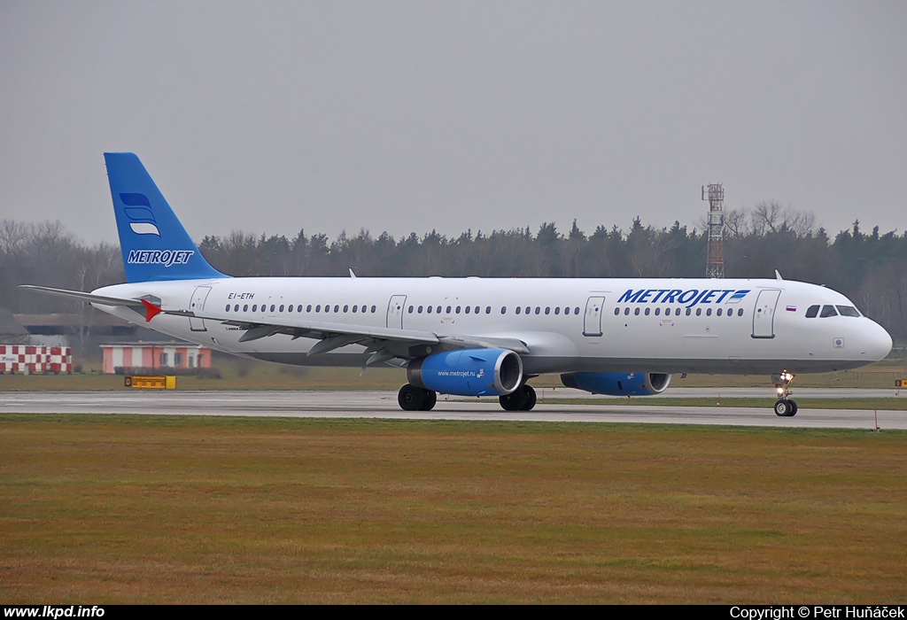 Metrojet – Airbus A321-231 EI-ETH