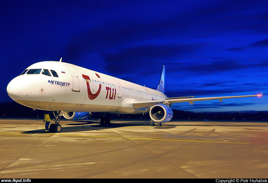 Metrojet – Airbus A321-231 EI-FBF