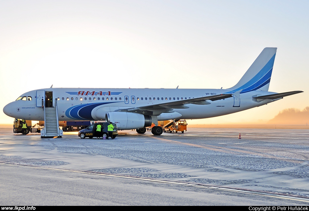 Yamal – Airbus A320-232 VP-BCU