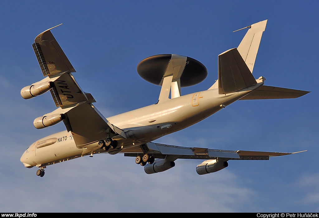 NATO – Boeing E-3A AWACS LX-N90452
