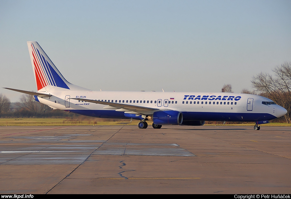 Transaero Airlines – Boeing B737-86N EI-RUK