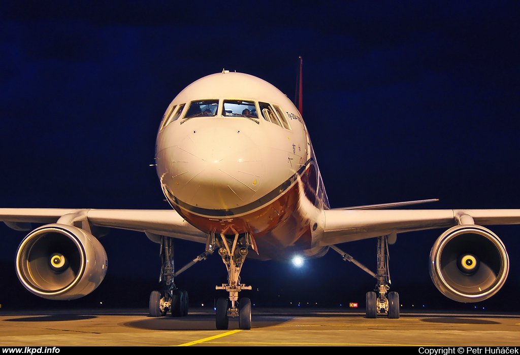 Red Wings – Tupolev TU-204-100V RA-64043