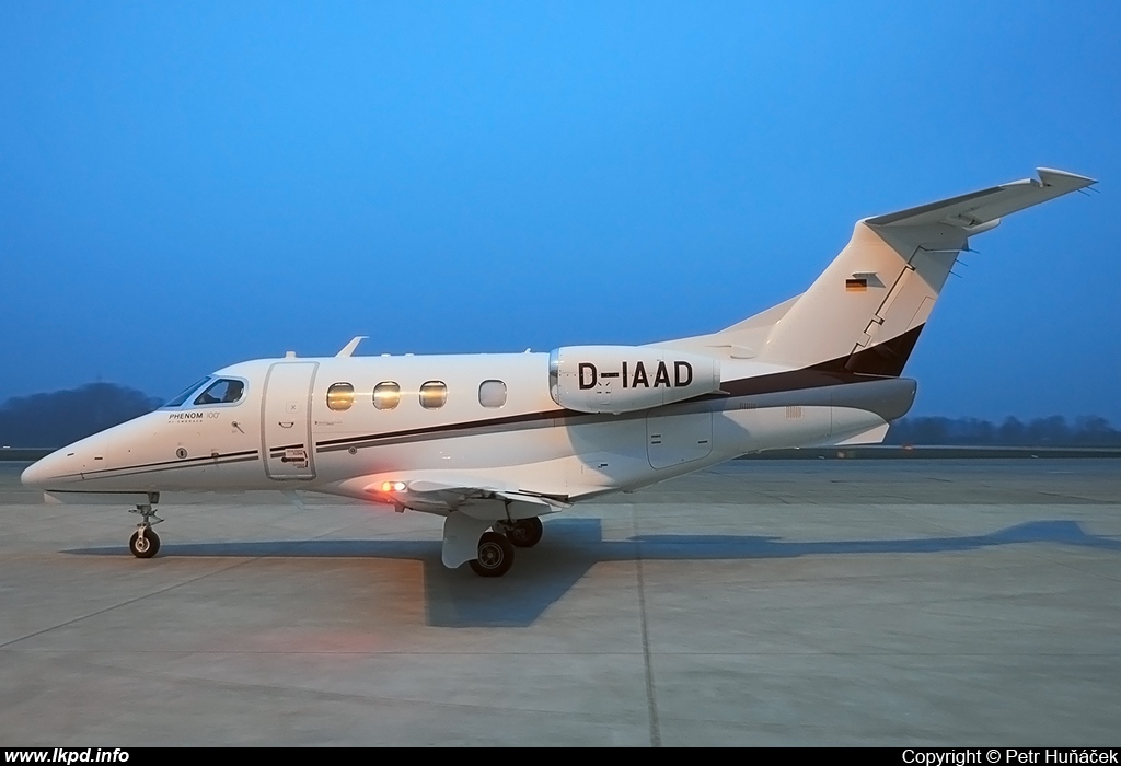 Arcus Air – Embraer EMB-500 Phenom 100 D-IAAD