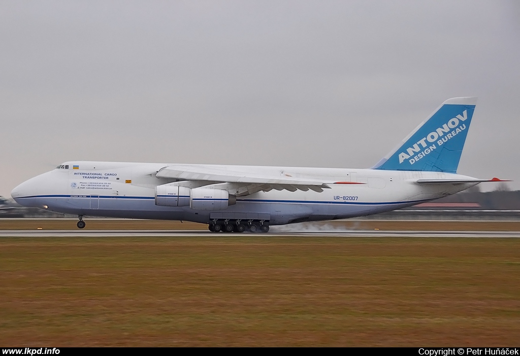 Antonov Design Bureau – Antonov AN-124-100 UR-82007