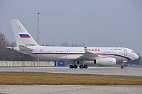 Rossia – Tupolev TU-204-300 RA-64057