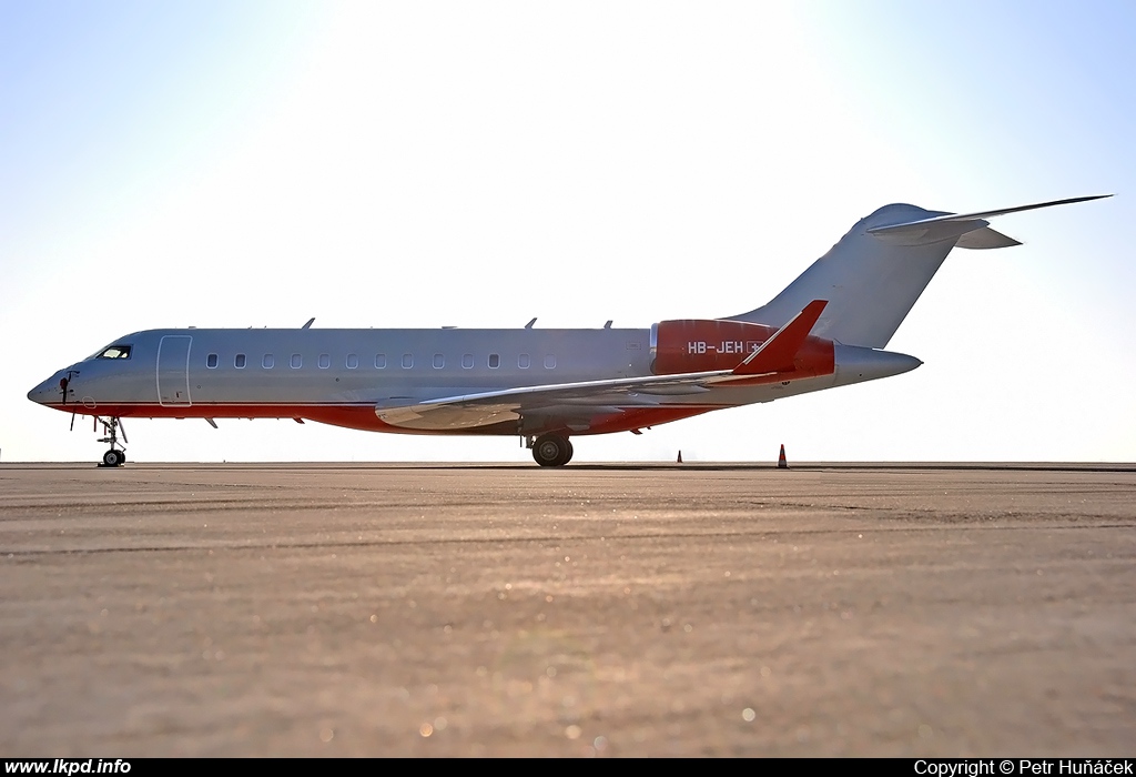  Albinati Aeronautics SA – Bombardier BD700-1A10 Global 6000 HB-JEH