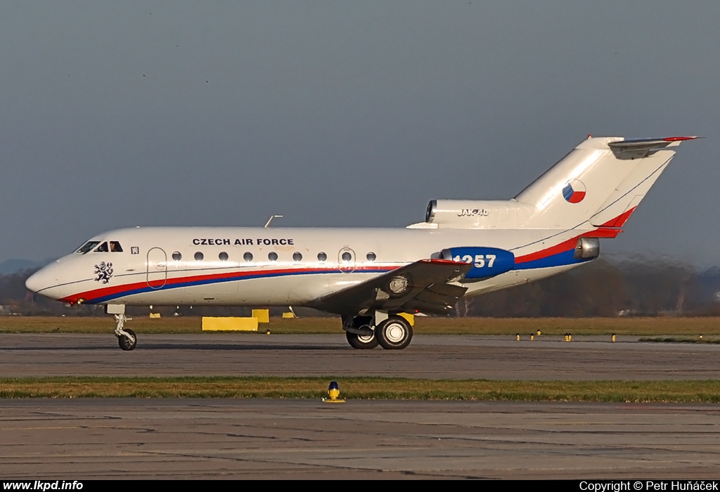 Czech Air Force – Yakovlev YAK-40 1257