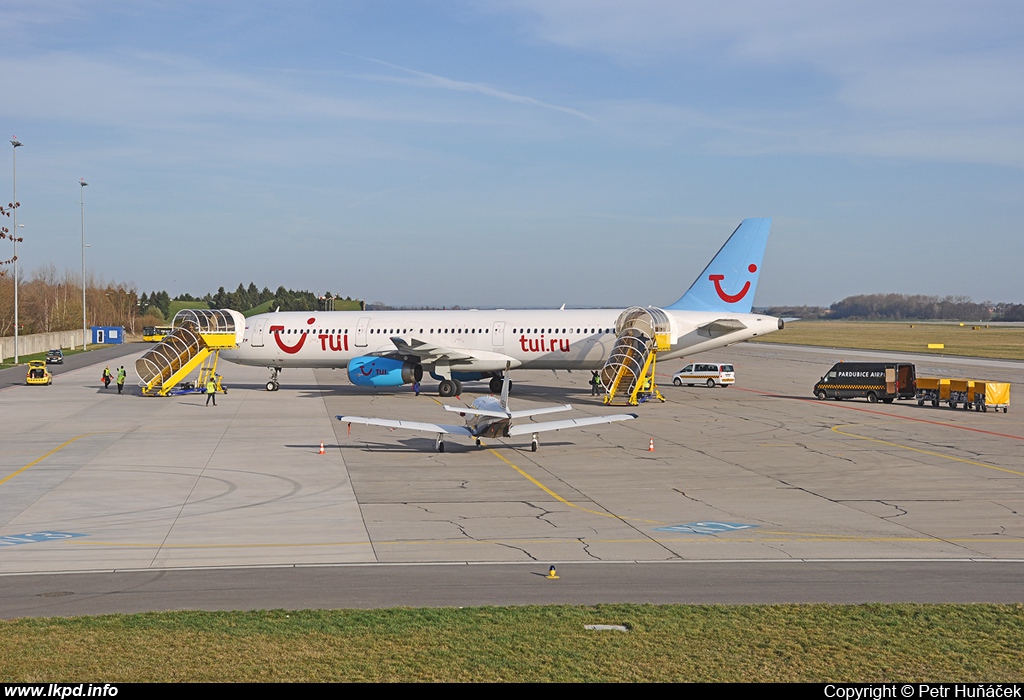 Metrojet – Airbus A321-231 EI-FBF