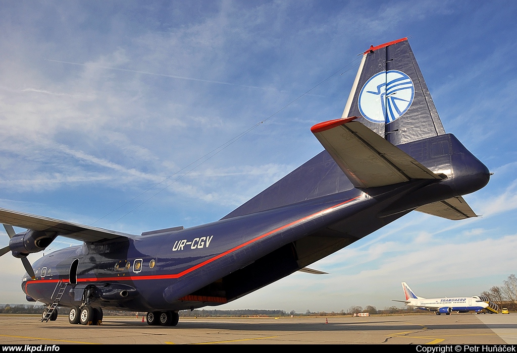 Ukraine Air Alliance – Antonov AN-12BK UR-CGV