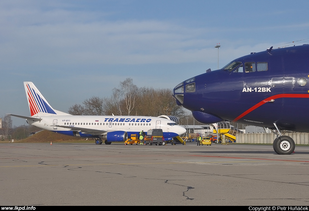 Transaero Airlines – Boeing B737-524 VP-BYI