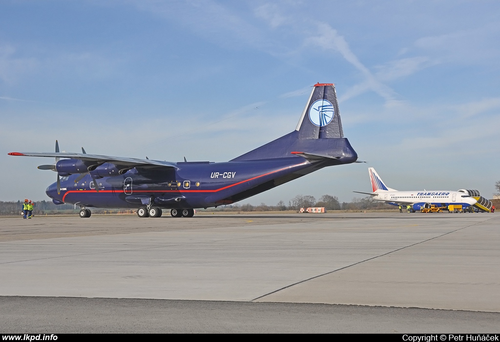 Ukraine Air Alliance – Antonov AN-12BK UR-CGV