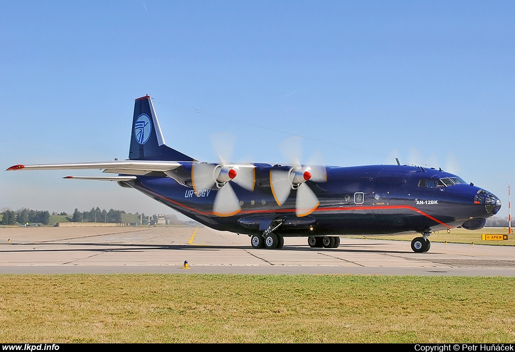 Ukraine Air Alliance – Antonov AN-12BK UR-CGV