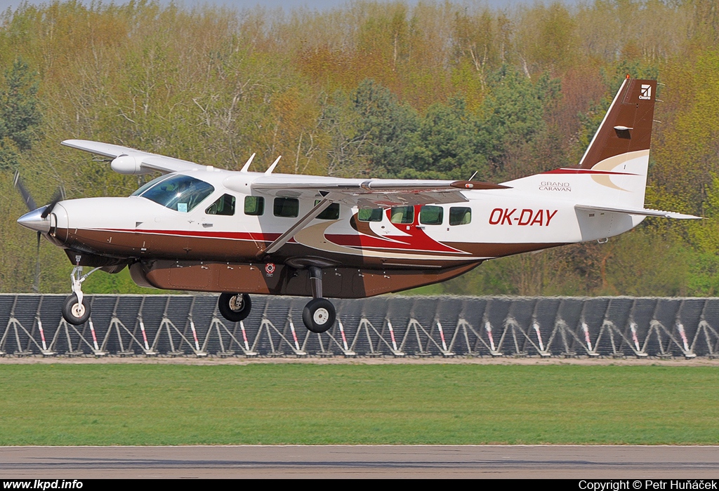 Aeropartner – Cessna 208B Grand Caravan OK-DAY