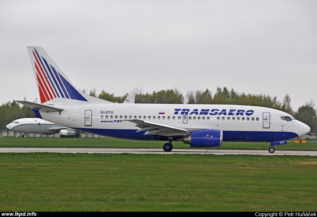 Transaero Airlines – Boeing B737-5Q8 EI-DTX