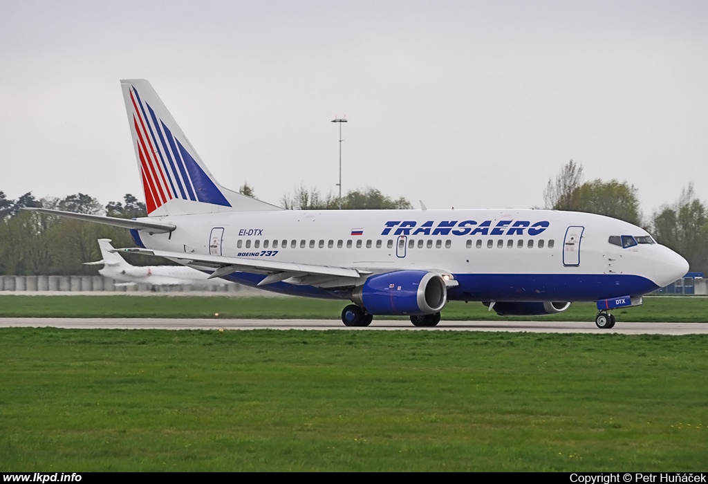 Transaero Airlines – Boeing B737-5Q8 EI-DTX