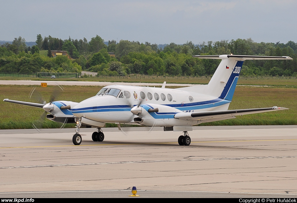 Private/Soukrom – Beech Super King Air 300LW OK-GTJ