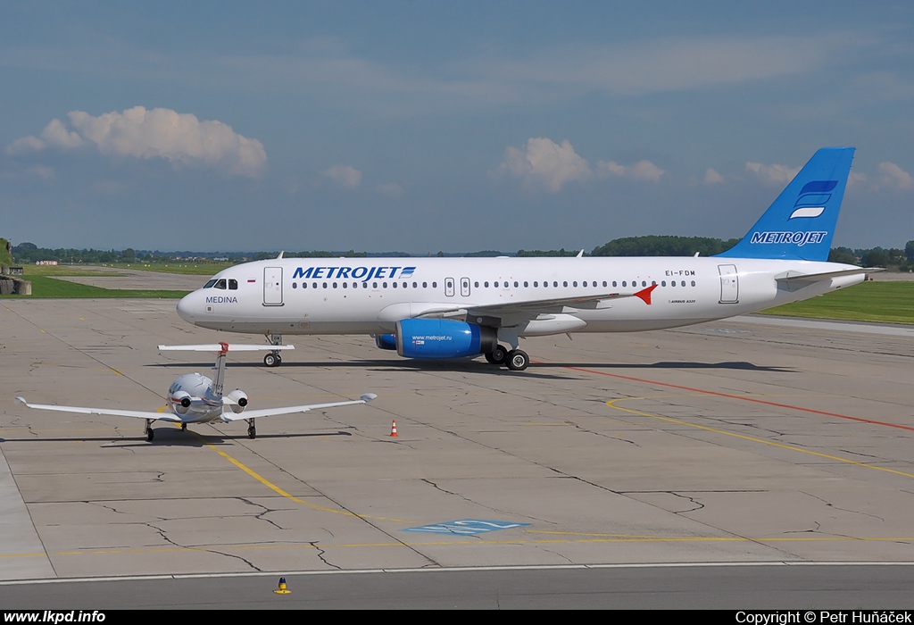 Metrojet – Airbus A320-232 EI-FDM