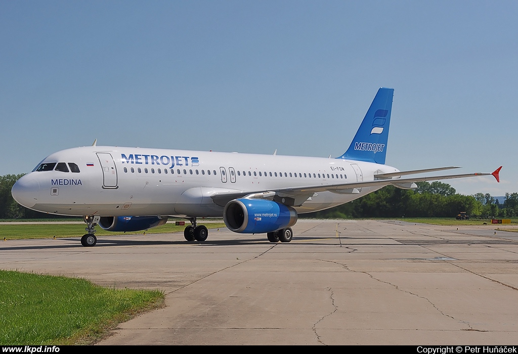 Metrojet – Airbus A320-232 EI-FDM