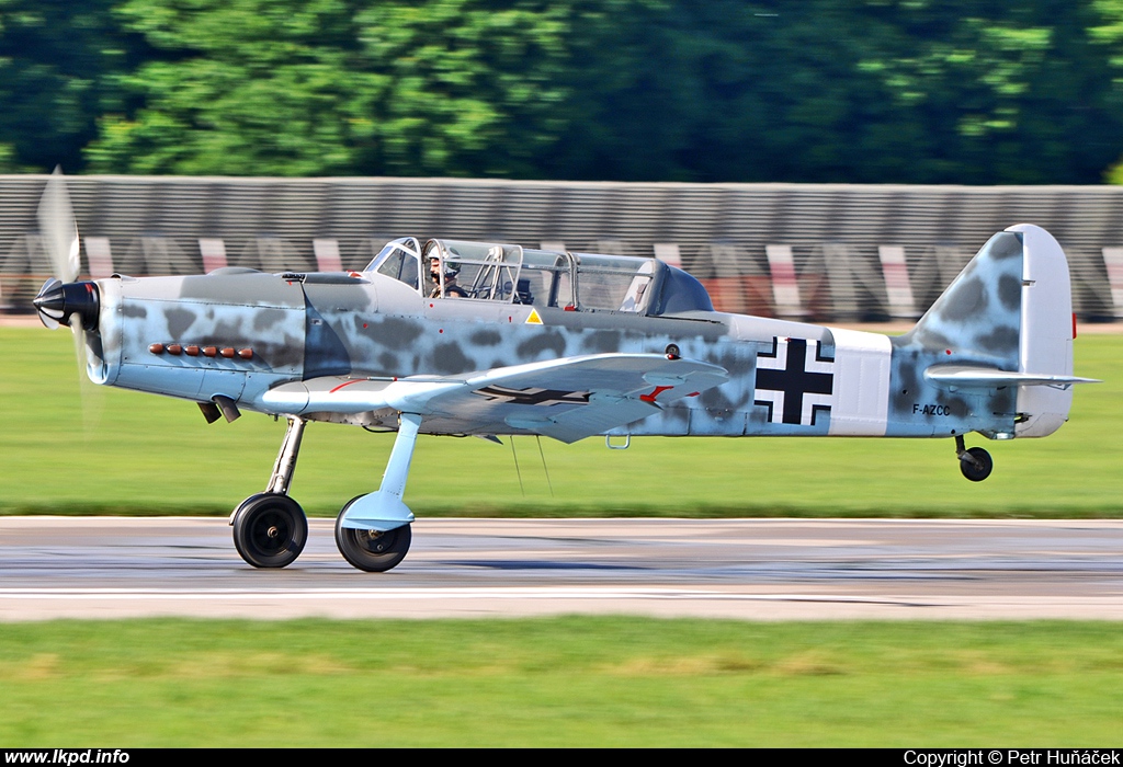 Private/Soukrom – Pilatus P-2-05 F-AZCC