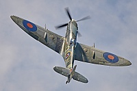 Private/Soukrom – Supermarine 361 Spitfire LF16E G-MXVI