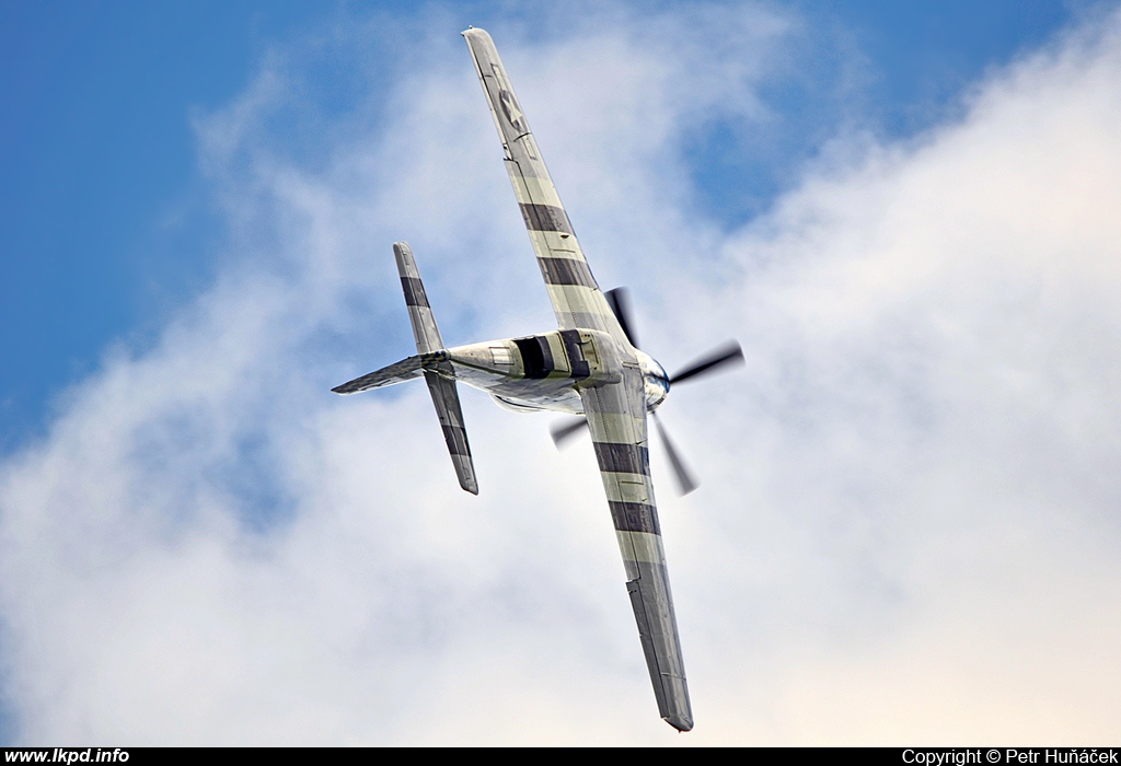 Private/Soukrom – North American P-51D Mustang N151W