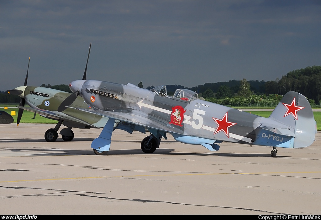 Private/Soukrom – Yakovlev YAK-3UA D-FYGJ