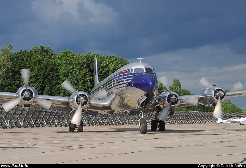 The Flying Bulls – Douglas DC-6B OE-LDM