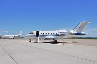 Iceland Foods – Canadair CL-600-2B16 Challenger 605 M-FRZN