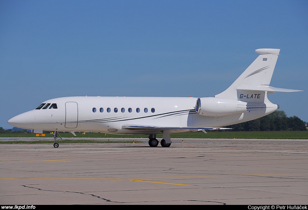 Hangar 8 – Dassault Aviation Falcon 2000EX G-LATE