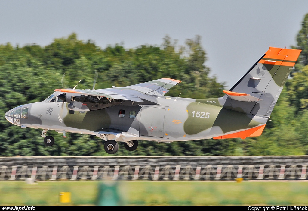 Czech Air Force – Let L410-FG 1525