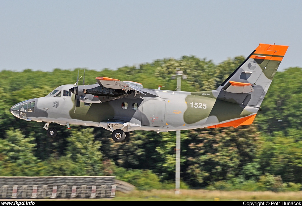 Czech Air Force – Let L410-FG 1525