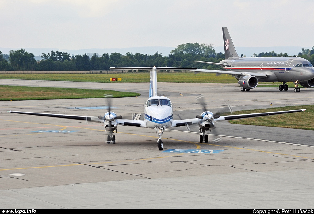 Private/Soukrom – Beech Super King Air 300LW OK-GTJ
