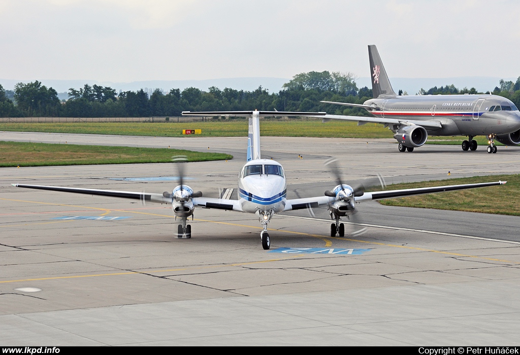 Private/Soukrom – Beech Super King Air 300LW OK-GTJ