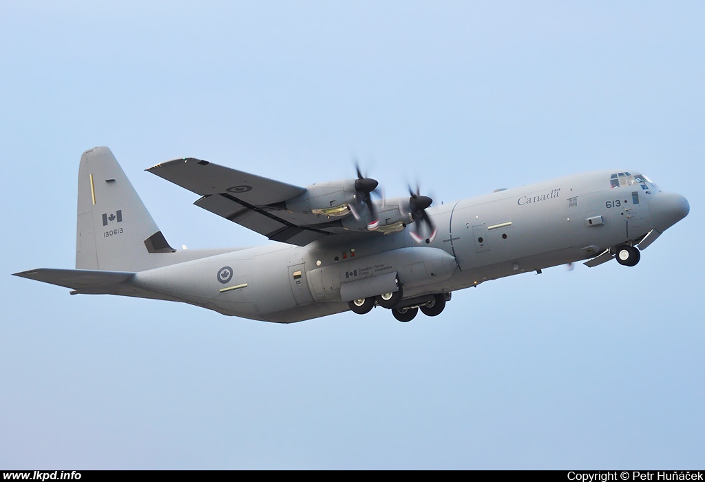 Canada Air Force – Lockheed C-130J-30 Hercules 130613