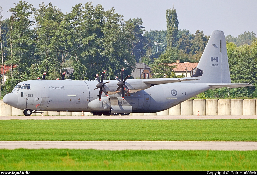 Canada Air Force – Lockheed C-130J-30 Hercules 130613