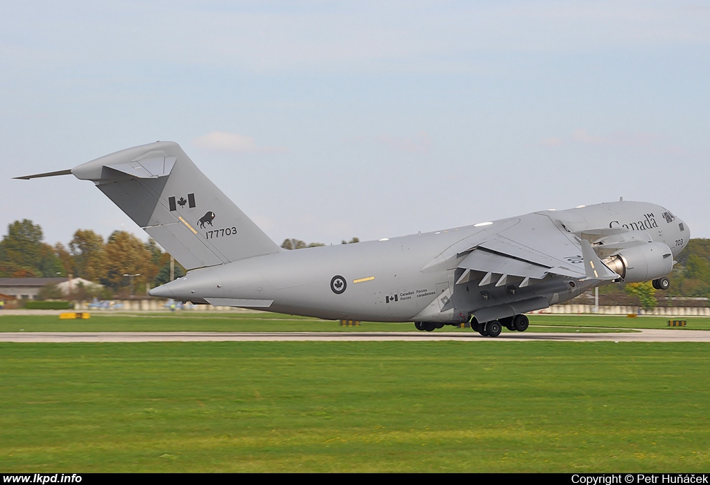 Canada Air Force – McDonnell Douglas C-17A Globemaster 177703