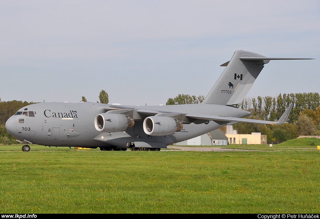 Canada Air Force – McDonnell Douglas C-17A Globemaster 177703