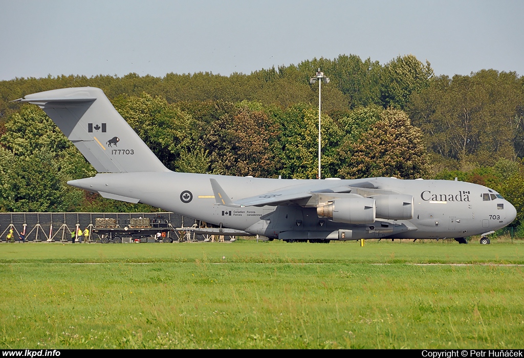 Canada Air Force – McDonnell Douglas C-17A Globemaster 177703