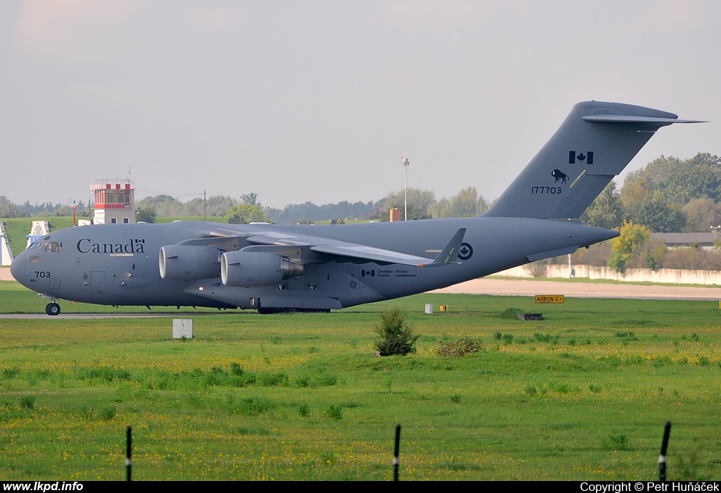 Canada Air Force – McDonnell Douglas C-17A Globemaster 177703